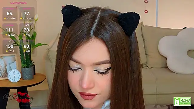 oliviaah  online show from 03/27/26, 03:13