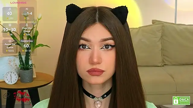 oliviaah  online show from 04/12/26, 03:15