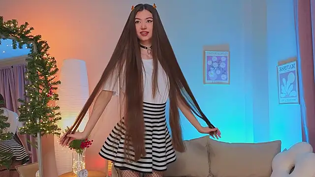 oliviaah  online show from 12/17/25, 03:17