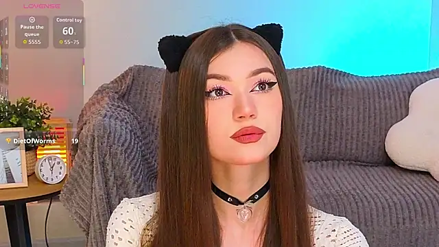 oliviaah  online show from 01/10/26, 03:18