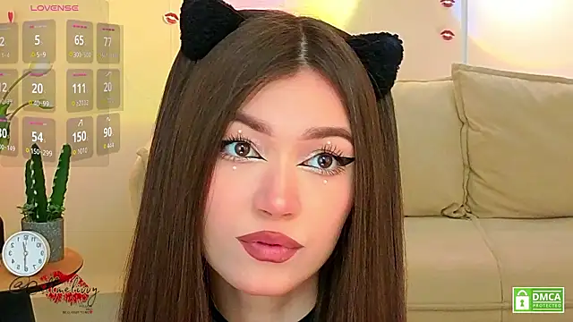 oliviaah  online show from 03/15/26, 03:41