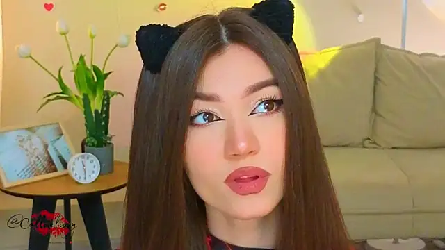 oliviaah  online show from 04/02/26, 03:19