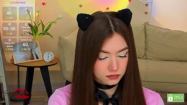 oliviaah  online show from 03/12/26, 03:16