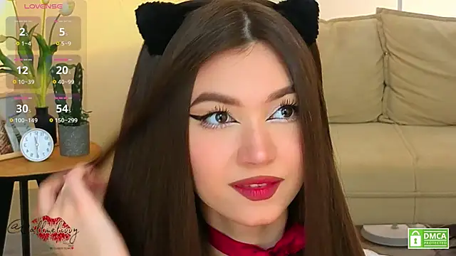 oliviaah  online show from 03/21/26, 03:16