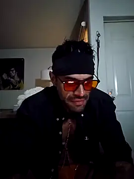 Chesarini online show from 12/22/25, 02:22