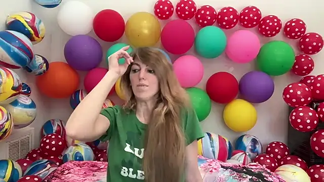 Snapshot of CelestialRuby chatting on 02/14/26, 04:51 CelestialRuby online show from 02/14/26, 04:51