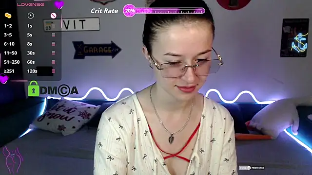 Bellaa Dream1 online show from 05/17/26, 06:41