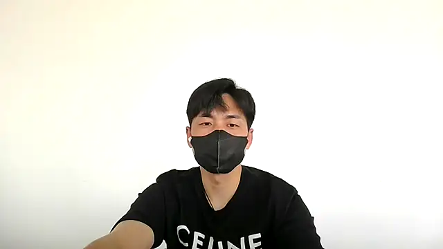 Snapshot of kimze7 chatting on 06/10/26, 02:46 kimze7 online show from 06/10/26, 02:46