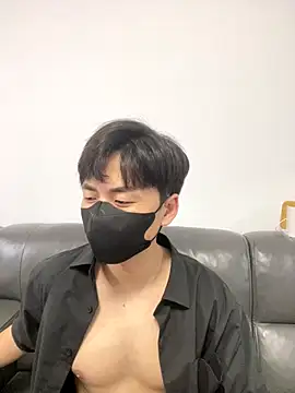 kimze7 online show from 12/20/25, 02:42