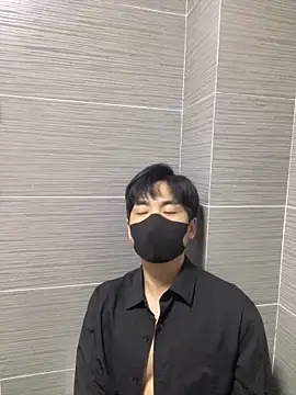 kimze7 online show from 04/16/26, 03:13