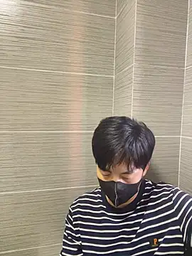 kimze7 online show from 04/15/26, 10:43