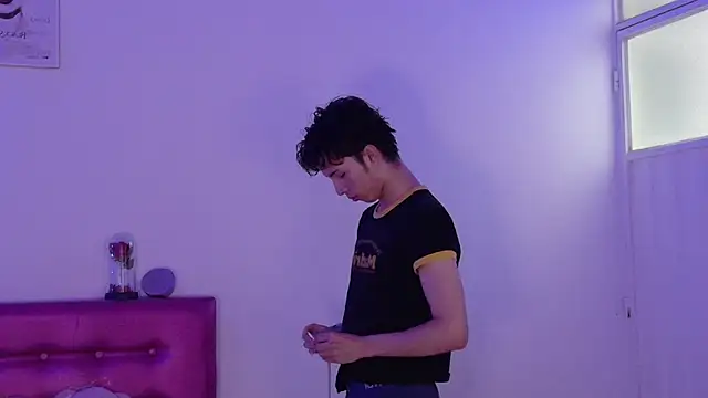 Dani Dancer online show from 04/17/26, 09:39