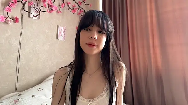 Snapshot of DorindaCail chatting on 07/03/26, 10:00 DorindaCail online show from 07/03/26, 10:00