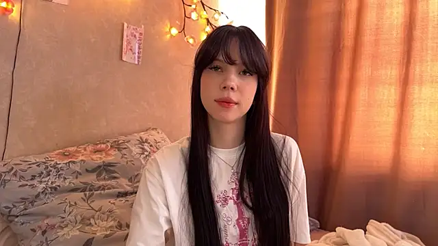 Snapshot of DorindaCail chatting on 06/27/26, 11:27 DorindaCail online show from 06/27/26, 11:27