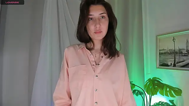 TariLechliter online show from 01/10/26, 12:11