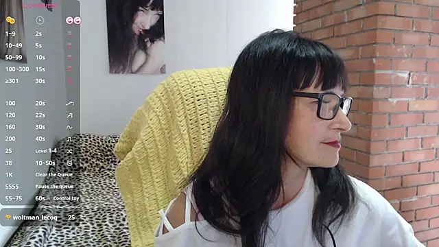 Snapshot of Eila_Morigan chatting on 06/15/26, 08:36 Eila Morigan online show from 06/15/26, 08:36