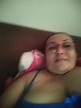 Nini Love  online show from 04/11/26, 08:12