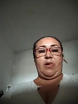 Nini Love  online show from 04/06/26, 11:50