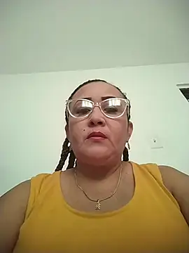 Nini Love  online show from 01/15/26, 02:53