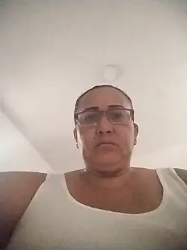 Nini Love  online show from 03/27/26, 08:32