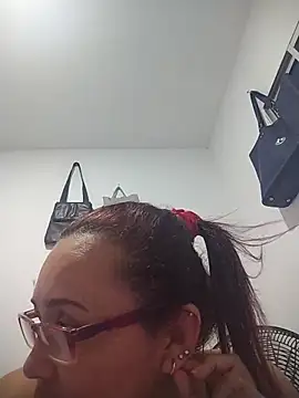 Nini Love  online show from 03/09/26, 04:05