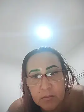 Nini Love  online show from 03/31/26, 06:04