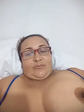 Nini Love  online show from 03/03/26, 04:30