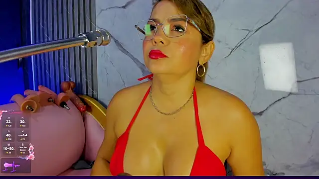 Snapshot of shayra_boobs2 chatting on 06/12/26, 10:35 shayra boobs2 online show from 06/12/26, 10:35