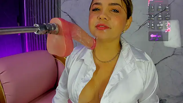 shayra boobs2 online show from 04/18/26, 10:17