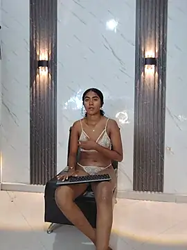 CaramelDesire online show from 05/24/26, 03:06
