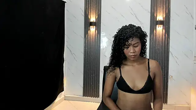 CaramelDesire online show from 02/06/26, 11:23