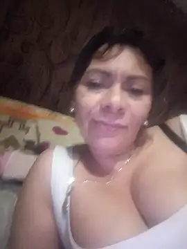 Snapshot of Celena_Marquez_ chatting on 12/19/25, 03:21 Celena Marquez online show from 12/19/25, 03:21