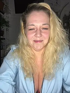 JenniferCarmen online show from 03/31/26, 02:08