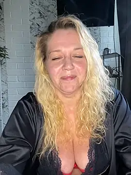 JenniferCarmen online show from 05/22/26, 11:52