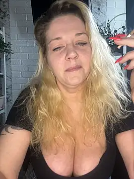 JenniferCarmen online show from 04/21/26, 02:25