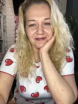 JenniferCarmen online show from 03/06/26, 03:23