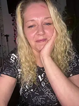 JenniferCarmen online show from 02/20/26, 03:36