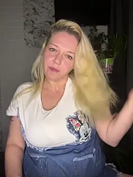 JenniferCarmen online show from 01/31/26, 09:46