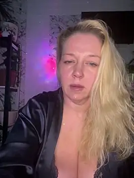 JenniferCarmen online show from 02/09/26, 04:27