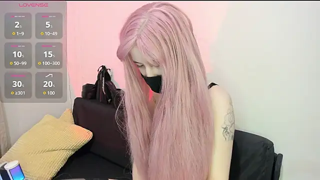 DELAYLALEAA online show from 01/18/26, 03:37