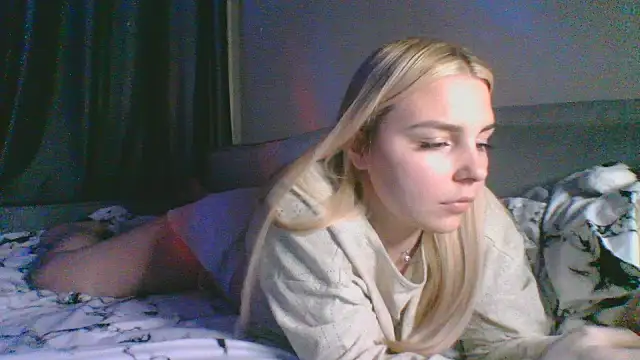 kit katiki1 online show from 12/14/25, 06:57