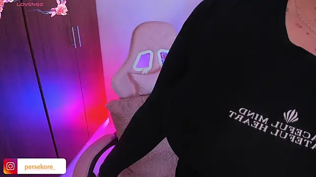 Snapshot of impersy chatting on 12/14/25, 07:41 impersy online show from 12/14/25, 07:41