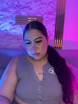 Mia Carters online show from 05/12/26, 01:13