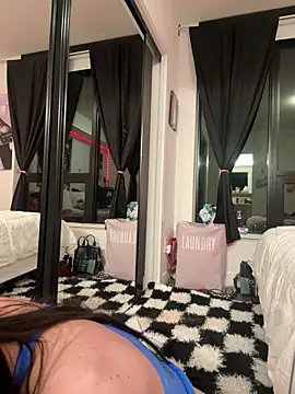 Lexiiskyyxo online show from 03/13/26, 05:56