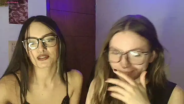 misstresandbonnie online show from 03/02/26, 02:56