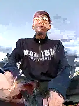 Snapshot of Disey888 chatting on 04/24/26, 10:23 Disey888 online show from 04/24/26, 10:23