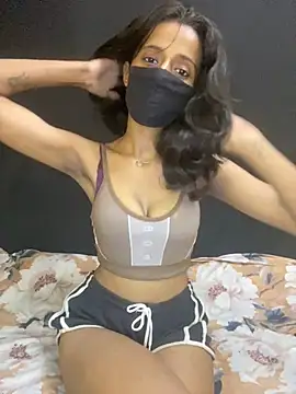 Snapshot of Hottie_kia chatting on 06/26/26, 05:41 Hottie kia online show from 06/26/26, 05:41