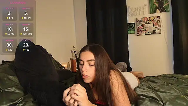 MilaSeren online show from 04/01/26, 01:08