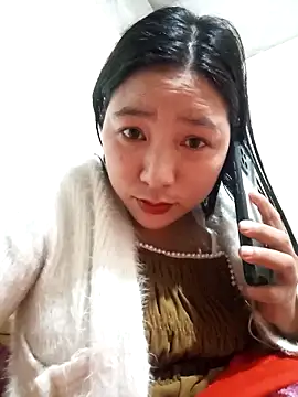 Snapshot of rika833 chatting on 12/15/25, 01:39 rika833 online show from 12/15/25, 01:39