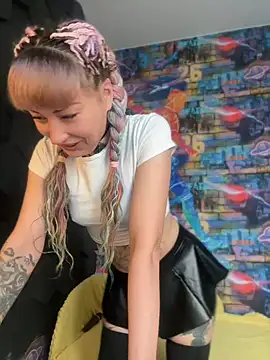 Snapshot of Tattoo__Moon chatting on 07/09/26, 11:04 Tattoo Moon online show from 07/09/26, 11:04